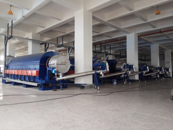 焙燒電池負極材料，規(guī)格：?0.65x7.2米間接電加熱